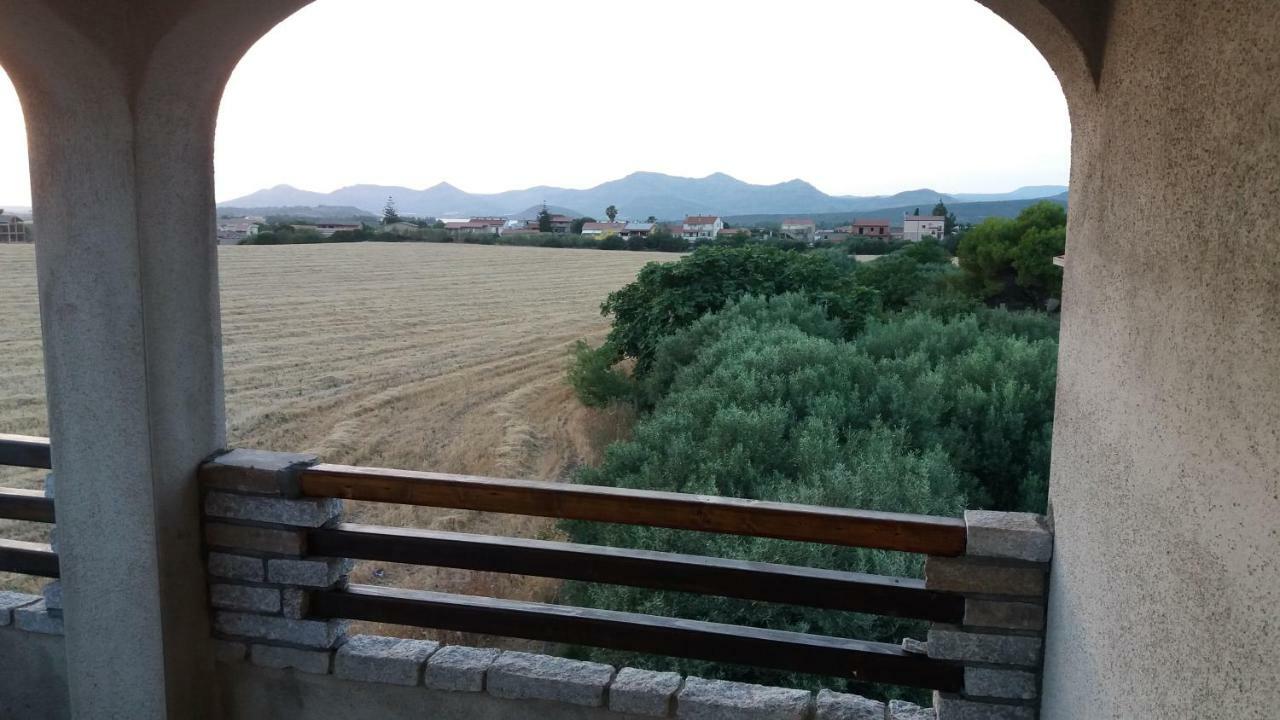 Отель Il Tramonto Giba Экстерьер фото